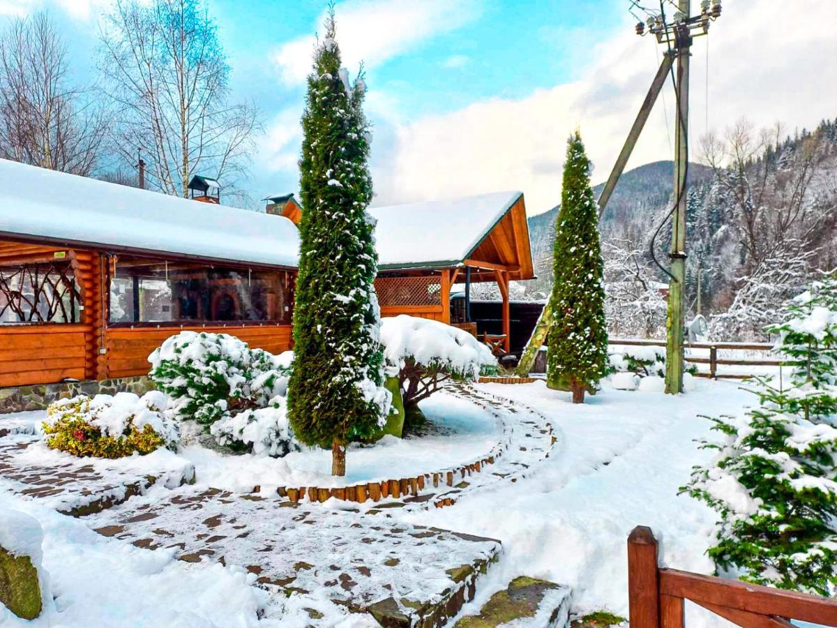 Forest House Tatariv Exterior foto