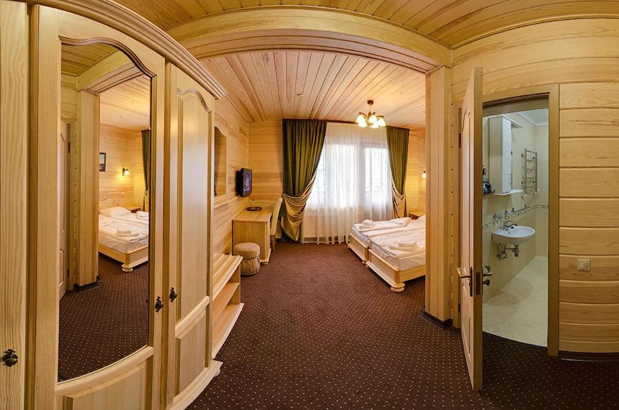 Forest House Tatariv Cameră foto