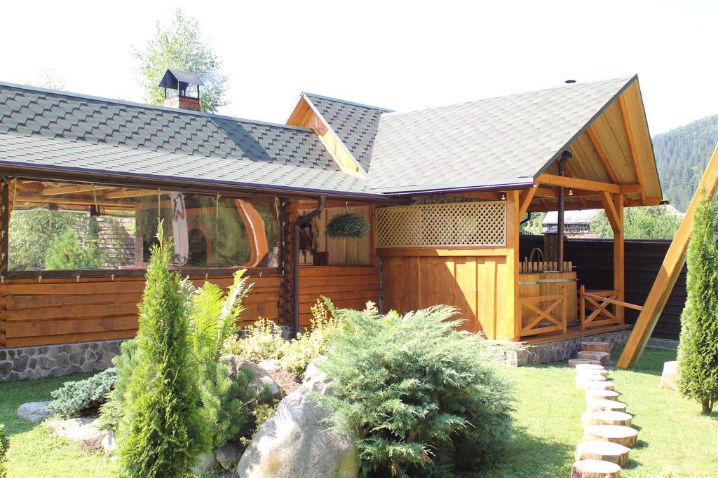 Forest House Tatariv Exterior foto