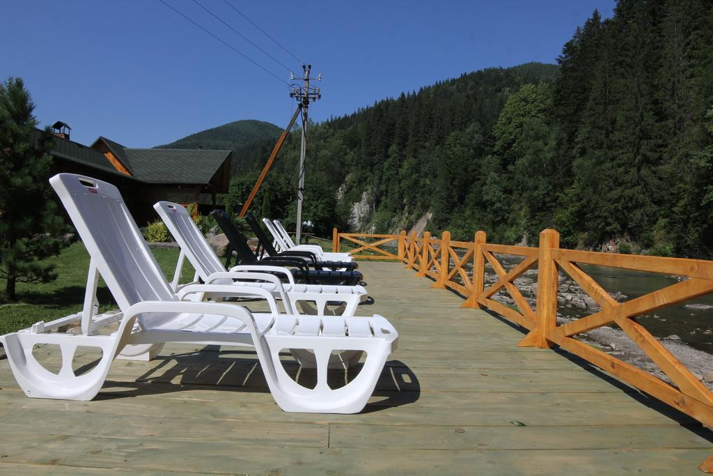 Forest House Tatariv Exterior foto