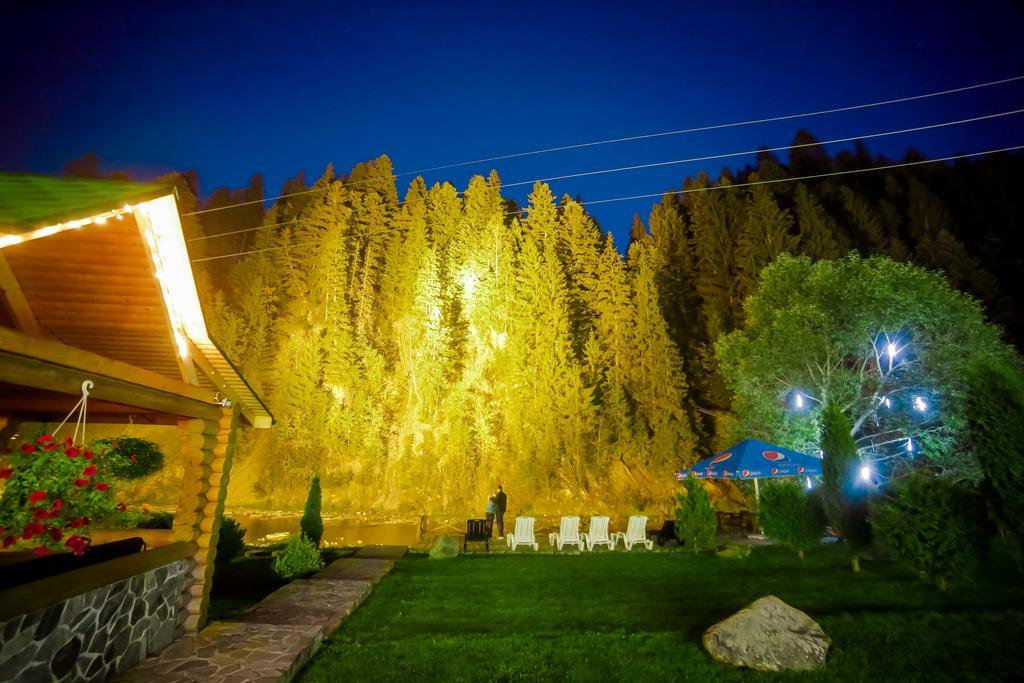 Forest House Tatariv Exterior foto