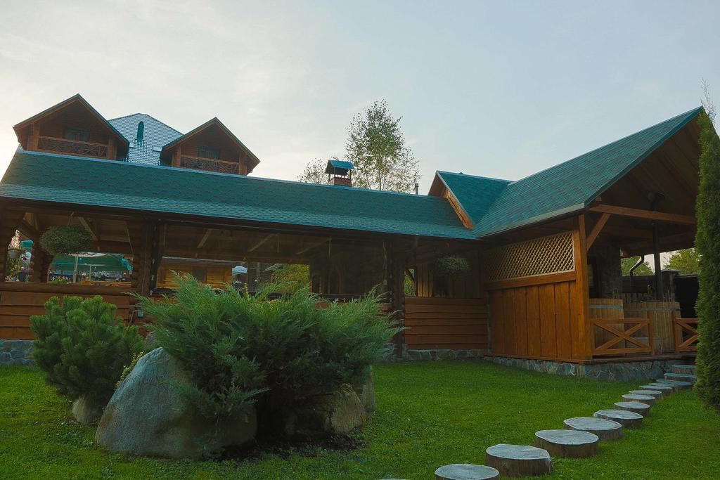 Forest House Tatariv Exterior foto